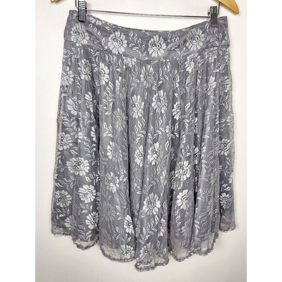 MNG grey and silver floral print lace skirt. Size 8 - Picture 3 of 4